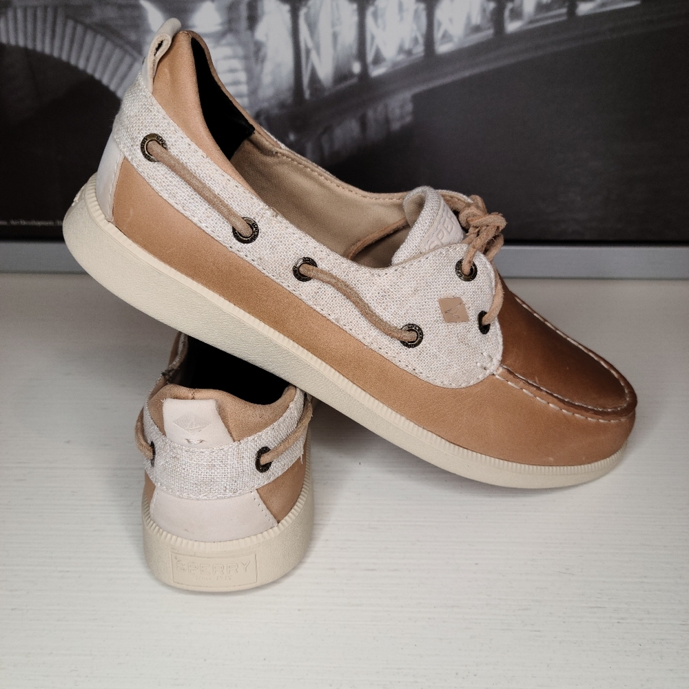 Sperry - Picture 3 of 7